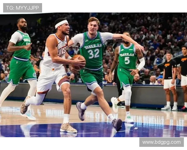 布克轰26分领衔弗拉格多面贡献太阳击退独行侠豪取四连胜